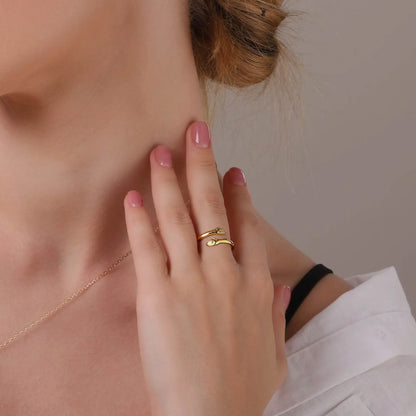 🎁 Hug Ring — A Little Hug You Can Wear Every Day